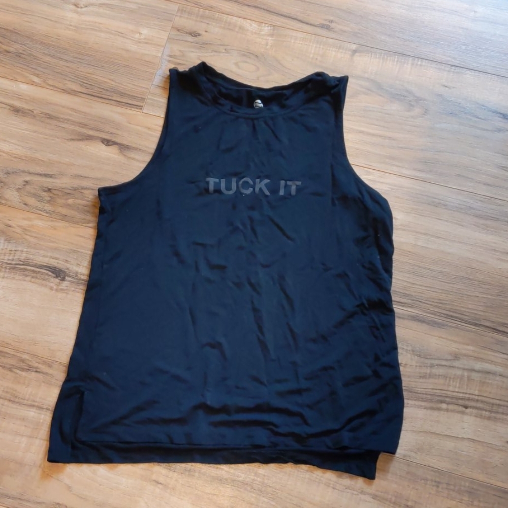 Noli "Tuck It" muscle tank